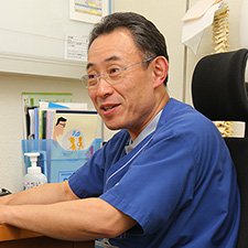 冨重 治  医師